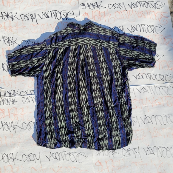 COPY - Vintage Retro Button Shirt Large - Picture 4 of 5